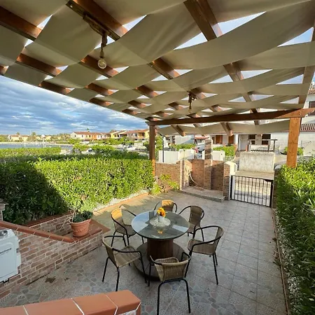 Endless Summer House *