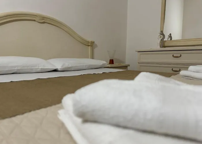 Endless Summer House